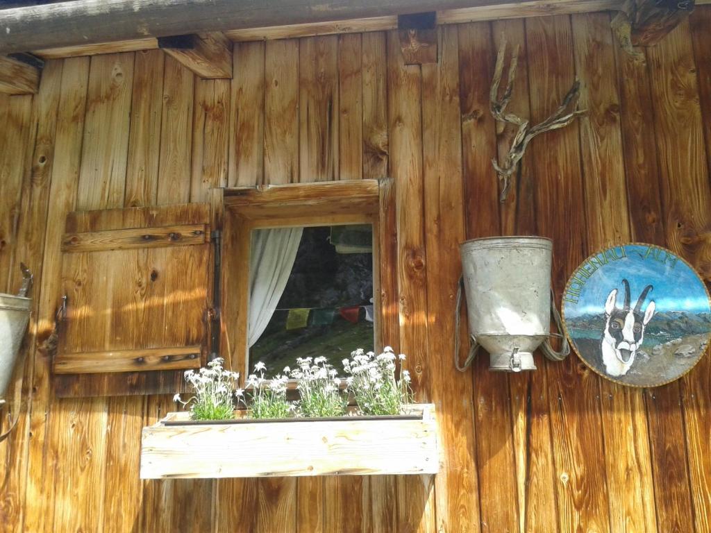 Landhaus Alpenjaeger Hainzenberg Exteriér fotografie